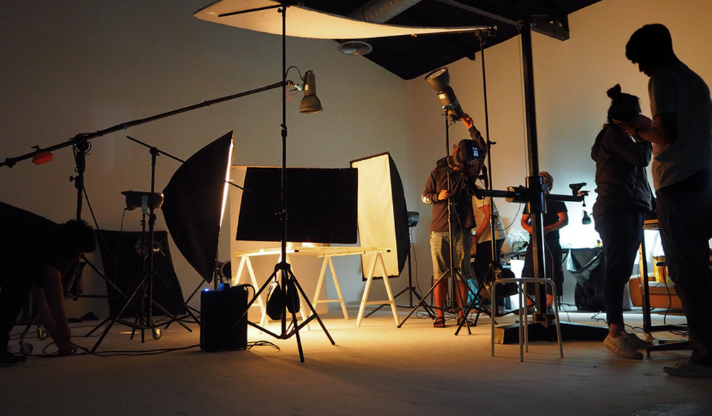 “Essential Items for Launching Your Own Video Production Company: A Checklist of 7 Must-Haves”
