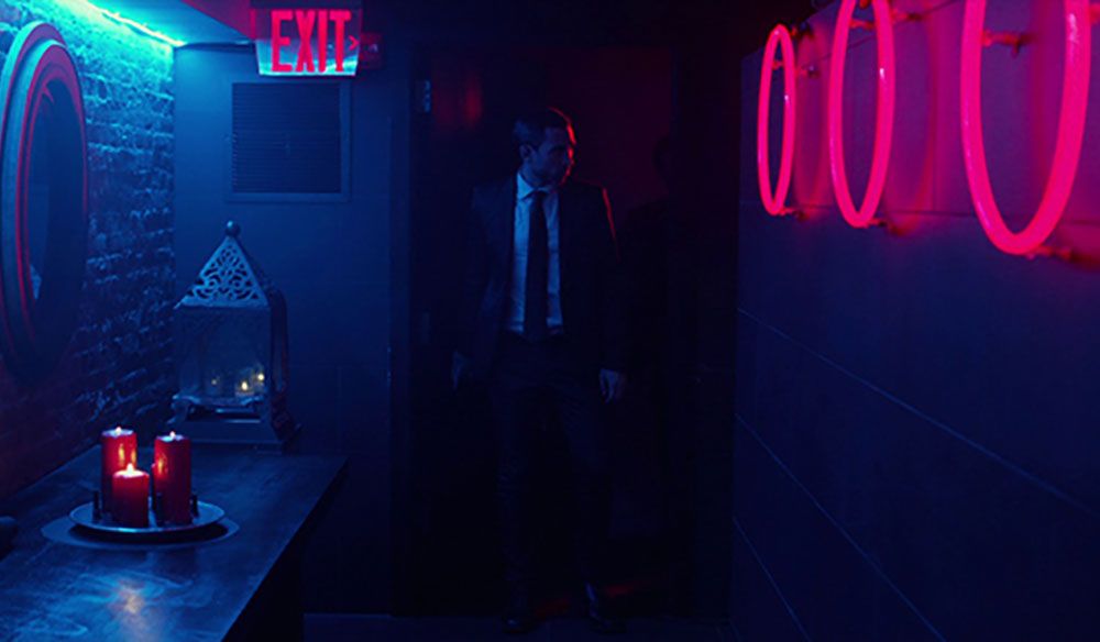 How to Combine Cinema Lights and Practicals for Optimal Filmmaking Results