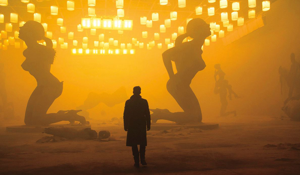 Roger Deakins’ Techniques for Shooting and Lighting Blade Runner 2049