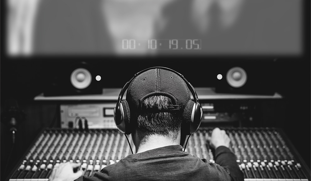 “Comprehensive Guide to Crafting the Perfect Movie Score”