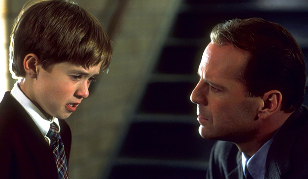 “Mastering the Art of Twist Endings in Your Film: A Comprehensive Study”