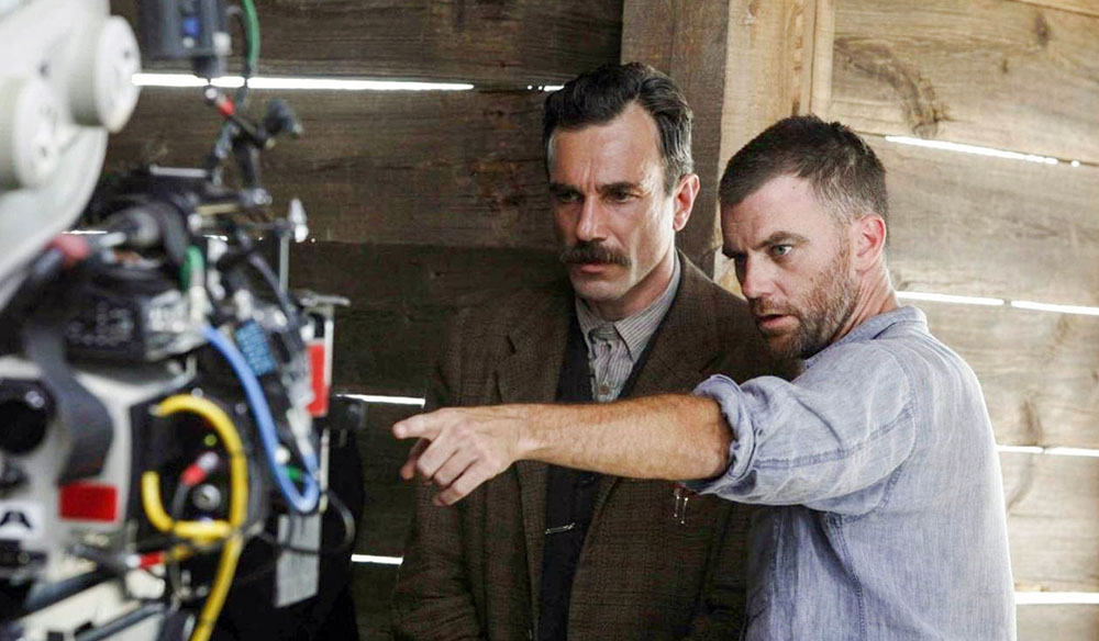 Mastering Perspective and Symmetry in Cinematography